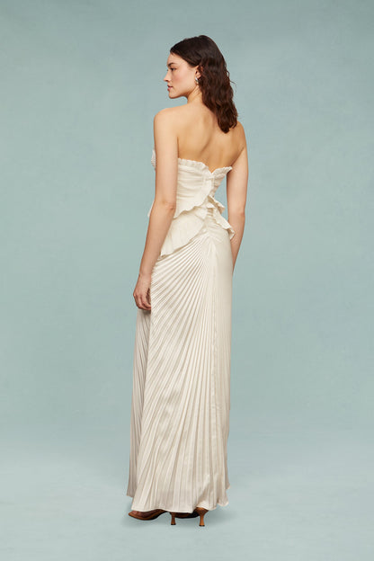Isabell Sweetheart Neck Gown